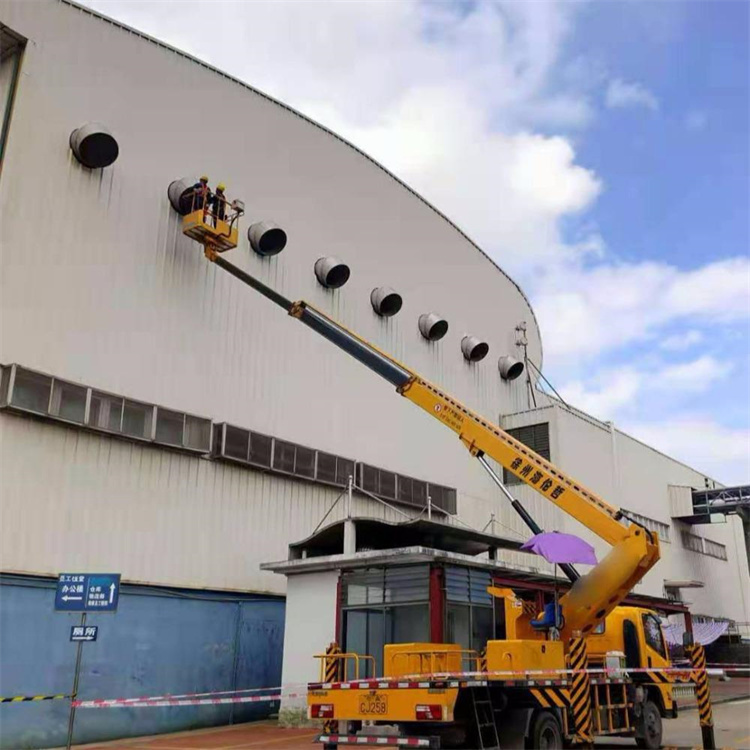 荥经高空作业车出租服务：专业广告牌安装解决方案