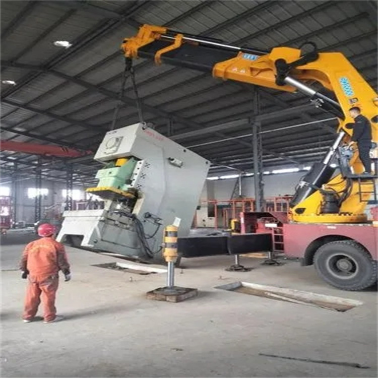 荥经80吨折臂吊车出租附近电话