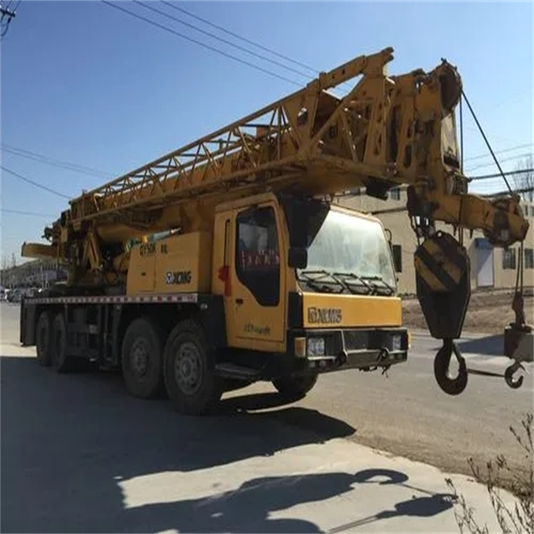 荥经哪里有专业吊车出租